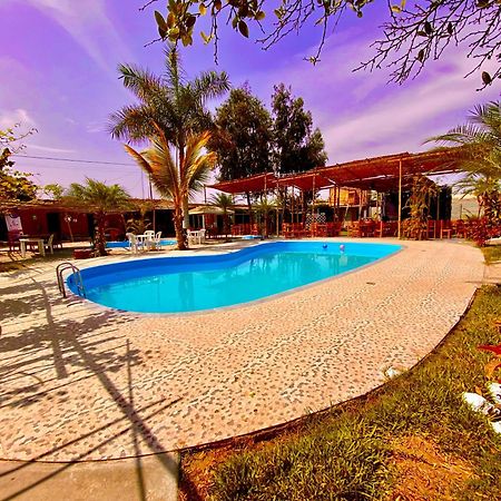 Отель La Colpa Chincha Baja Экстерьер фото